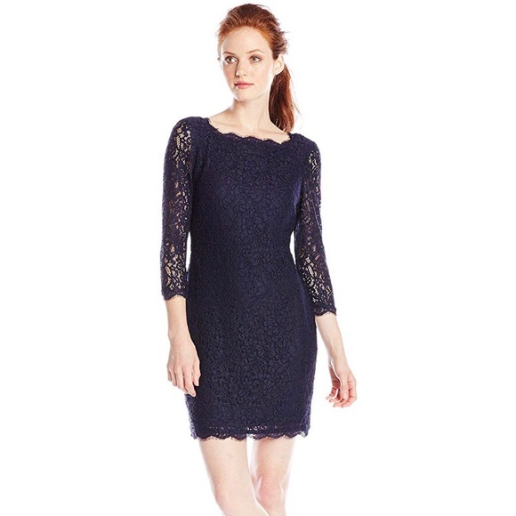 Adrianna Papell Dresses & Skirts - Adrianna Papell lace sheath dress